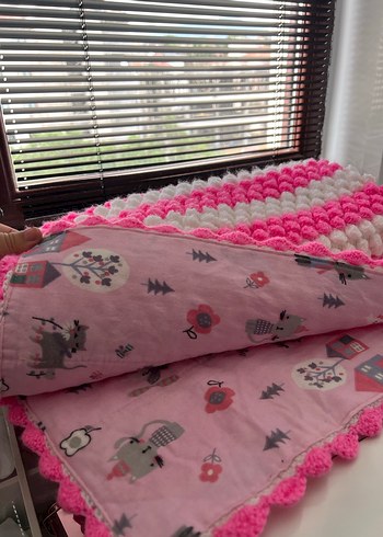 Pembe El Örgü Çocuk Battaniyesi - Görsel 2