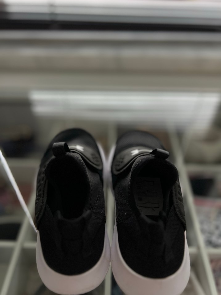 Erkek Çocuk Siyah Spor Ayakkabı - Görsel 2