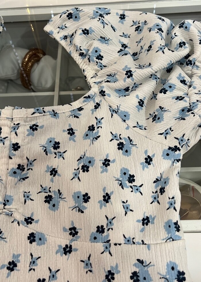 Mavi elbise ve çanta - Görsel 2