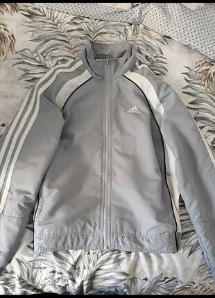 Adidas mont / 10 yaş