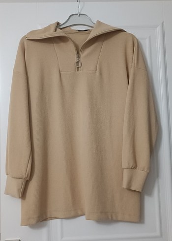 Bej Yarım Fermuarlı Uzun Kollu Sweatshirt