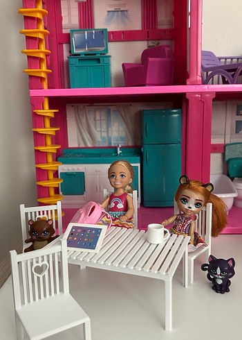 Pembe Renkli Çocuk Oyun Masası ve Sandalyeleri - Görsel 12