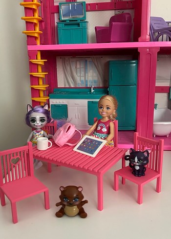 Pembe Renkli Çocuk Oyun Masası ve Sandalyeleri - Görsel 17