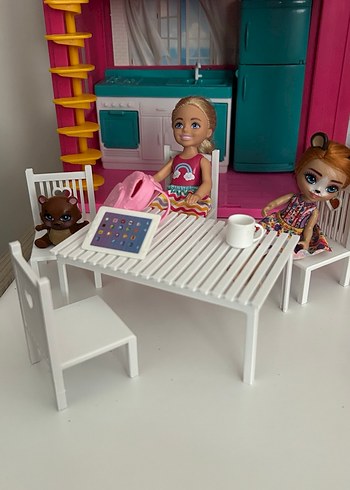 Pembe Renkli Çocuk Oyun Masası ve Sandalyeleri - Görsel 9