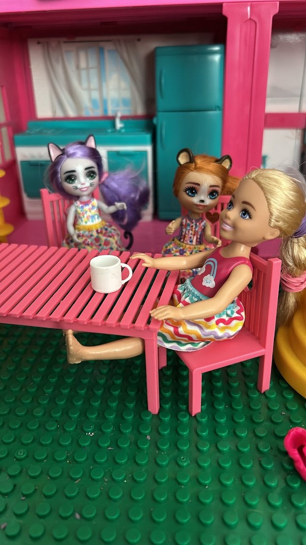 Pembe Renkli Çocuk Oyun Masası ve Sandalyeleri - Görsel 5