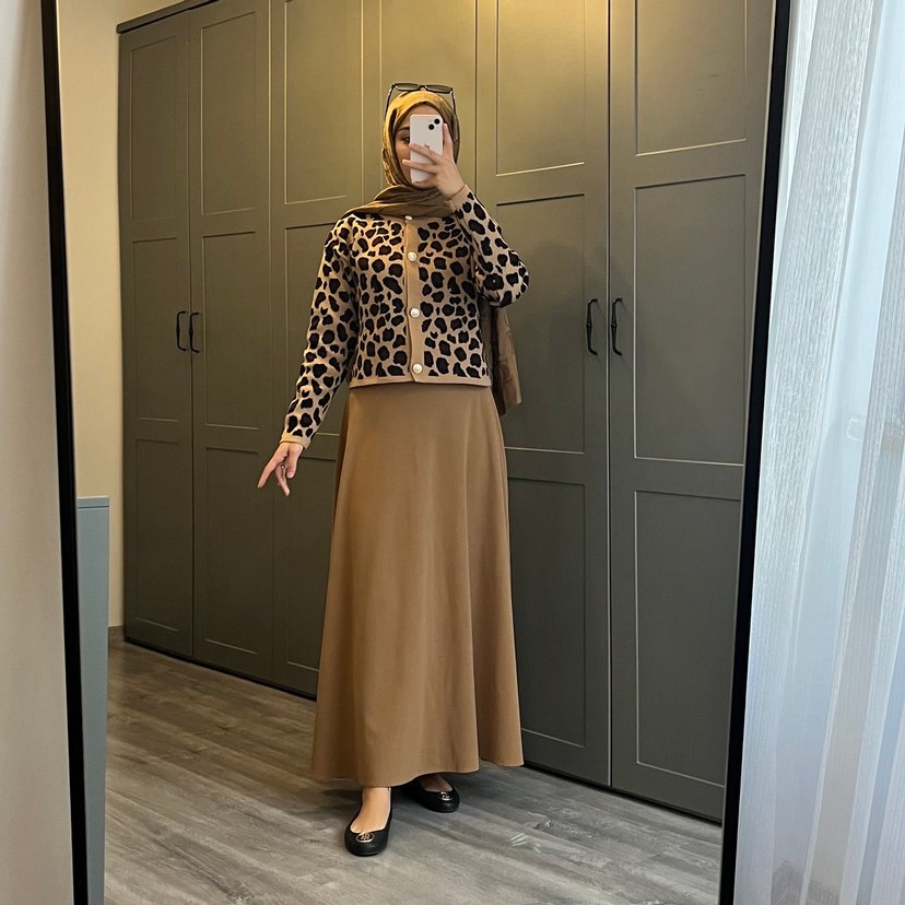 Leopar Desenli Kadın Hırka - Görsel 2