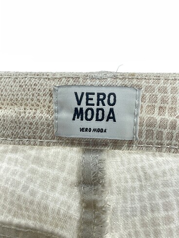 28 Beden çeşitli Renk Vero Moda Jean / Kot %70 İndirimli.