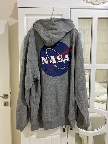 Addax Nasa sweat