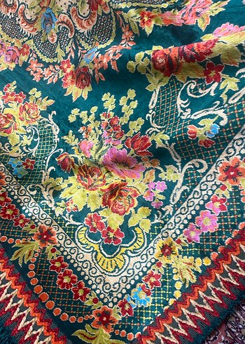 ANTİKA İPEK KADİFE ÖRTÜ - Görsel 3