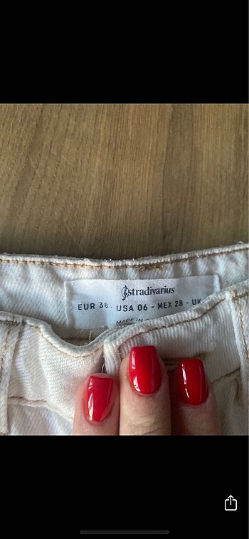 38 Beden Stradivarius