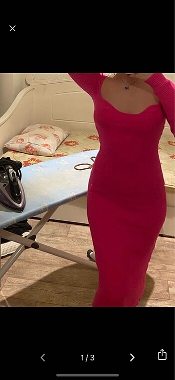 Pembe elbise