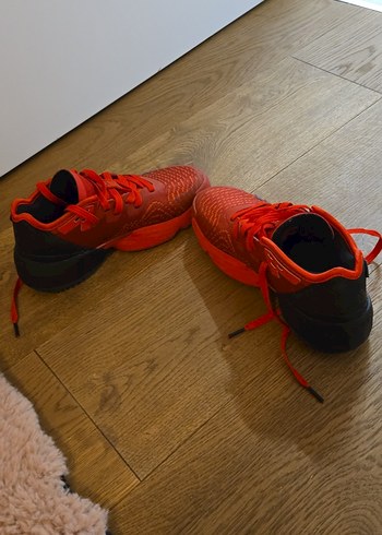 Adidas Basketbol Ayakkabısı - Görsel 2