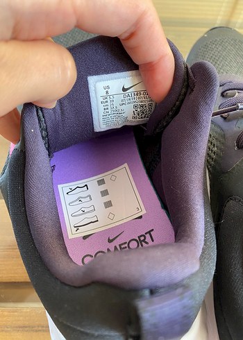 38 Beden pembe Renk Nike Pembe Detaylı Kadın Spor Ayakkabı