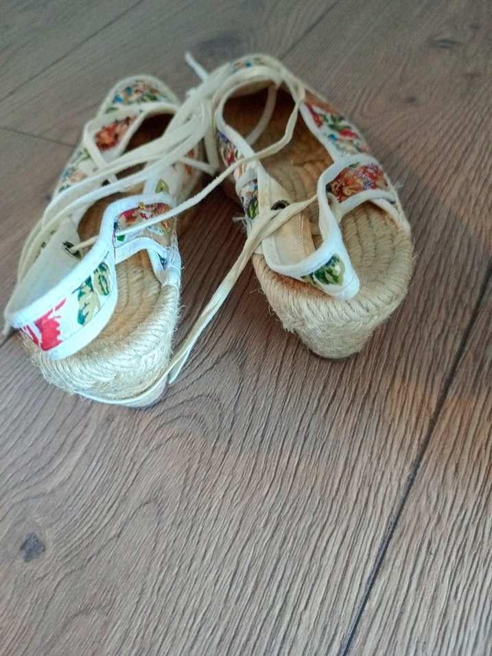 Çiçek Desenli Beyaz Dantel Espadril - Görsel 5