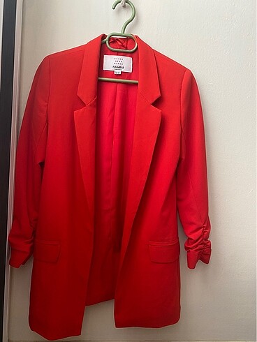 Kırmıı blazer ceket