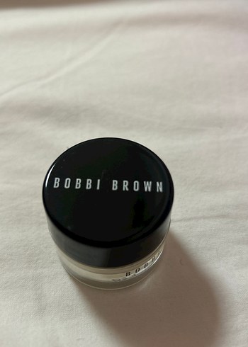 Bobbi Brown Bobbi Brown Enriched C Vitaminli Nemlendirici Makyaj Bazı