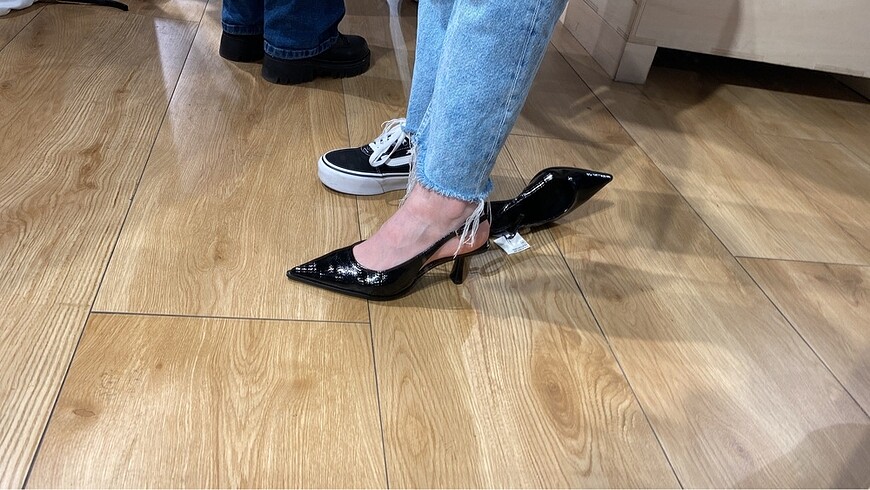 Bershka çok şık topuklu ayakkabı