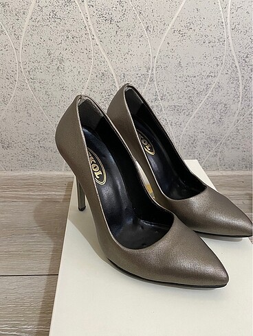 Ekol Stiletto