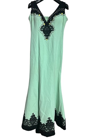 Turkuaz Dantel Detaylı Uzun Gotik Kadın Elbise - Görsel 2