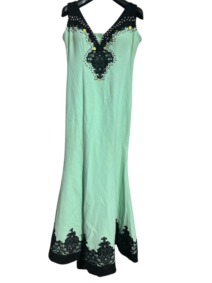 Turkuaz Dantel Detaylı Uzun Gotik Kadın Elbise - Görsel 2