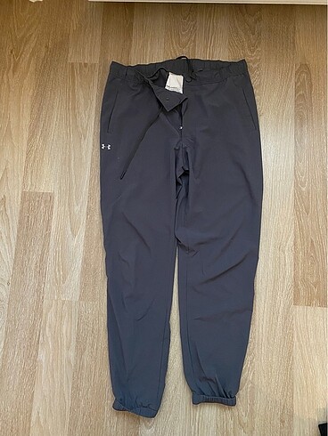 Under armour eşofman altı