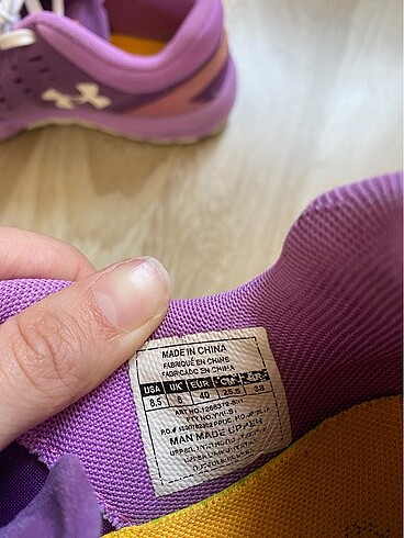 40 Beden mor Renk Under armour ayakkabı