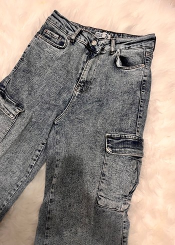 Bol Kesim Kadın Jean - Görsel 2