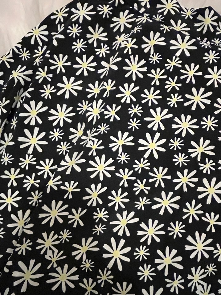 Beyaz Çiçek Desenli Mini Etek - Görsel 2