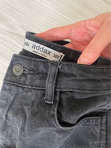 38 Beden siyah Renk Addax jean
