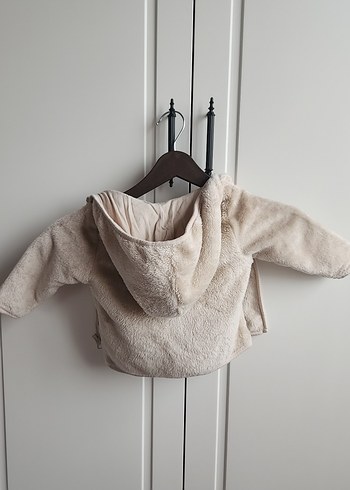 Kız Çocuk Bej Kapüşonlu Ceket ve Polar Alt Üst - Görsel 3