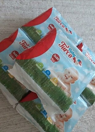 2 paket ıslak mendil yanına orkid
