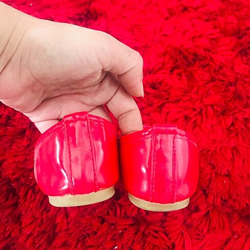 27 Beden kırmızı Renk Kız cocuk babet