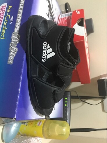 Adidas çocuk sandalet 28