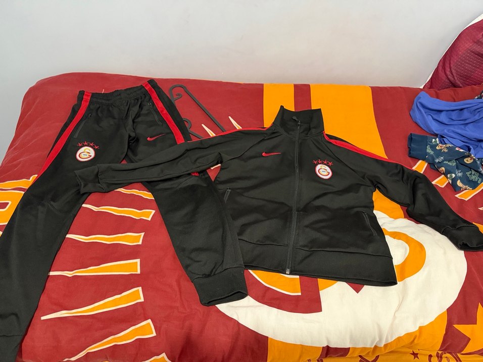 Kırmızı Siyah Fermuarlı Erkek Eşofman Takımı - Görsel 4