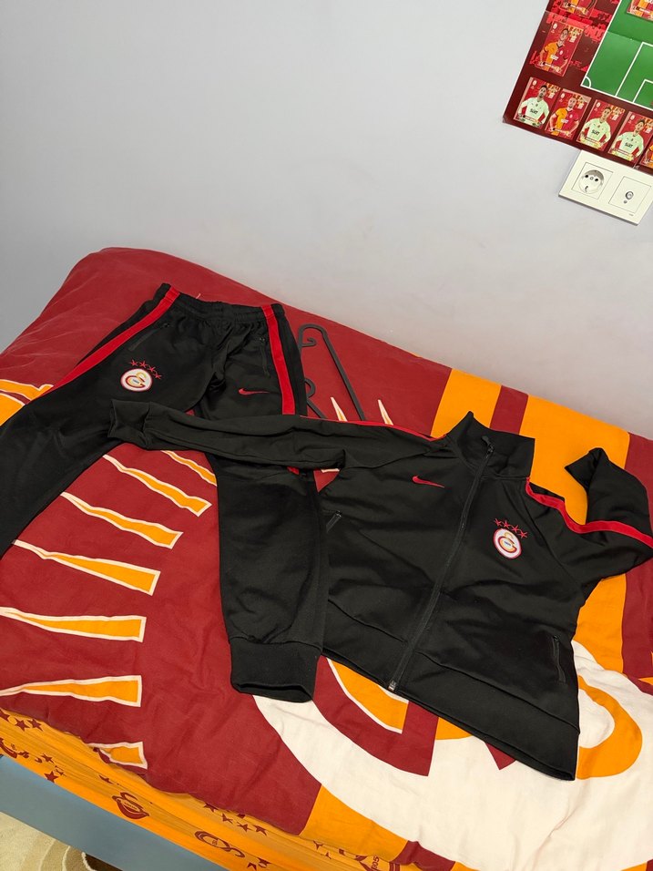 Kırmızı Siyah Fermuarlı Erkek Eşofman Takımı - Görsel 3