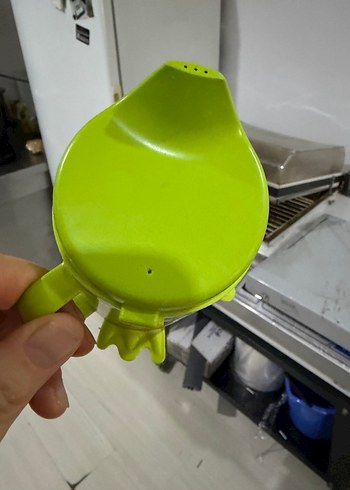 Yeşil Bebek Bardağı Kulplu - Görsel 2