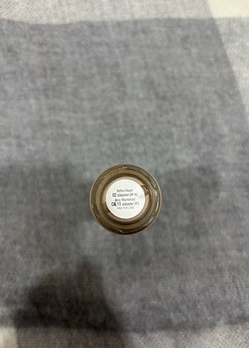 Clinique Bej Fondöten ve Kapatıcı 2'si 1 Arada - Görsel 3