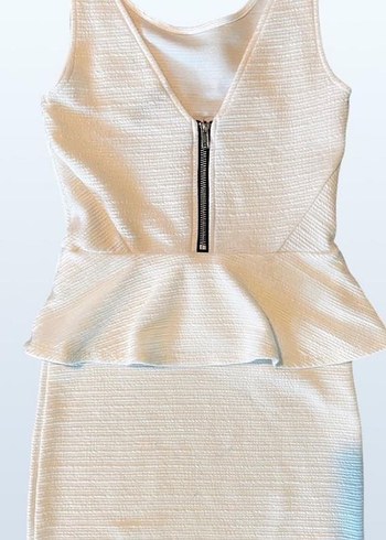 Beyaz V Yakalı Kolsuz Kalem Elbise - Görsel 3