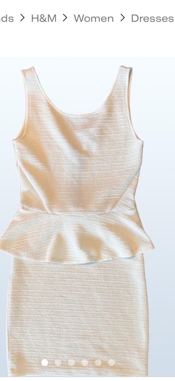 Beyaz V Yakalı Kolsuz Kalem Elbise - Görsel 2