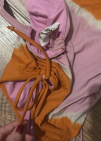 Pembe Turuncu Bağcıklı Batik Mayo - Görsel 4