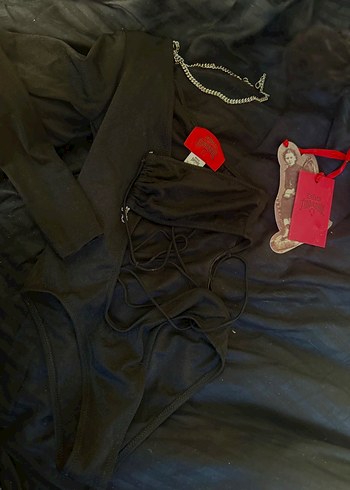 Kırmızı Tek Omuz Mayo Dilara fındıkoğlu body swimsuit - Görsel 3