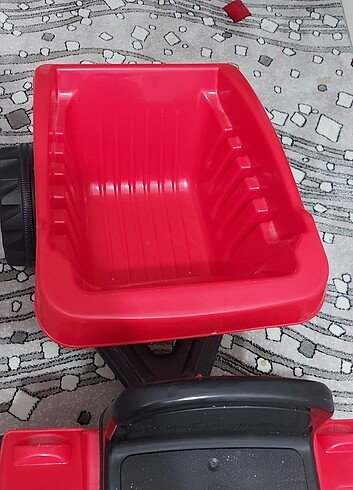 Beden Pilsan römorklu traktor