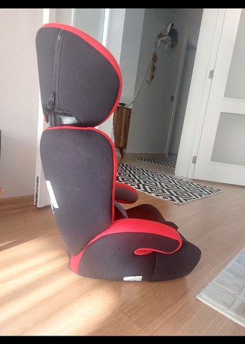 9- 36 kg Beden Kırmızı ve Gri Çocuk Araba Koltuğu