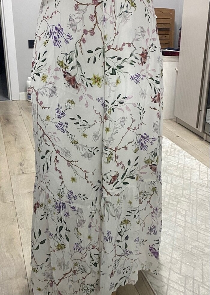 Çiçekli elbise - Görsel 3