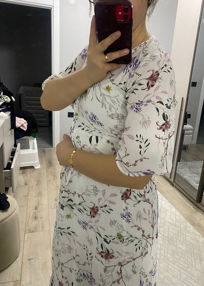 Çiçekli elbise - Görsel 4