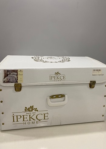 Çift kişilik yatak örtüsü takımı - Görsel 9