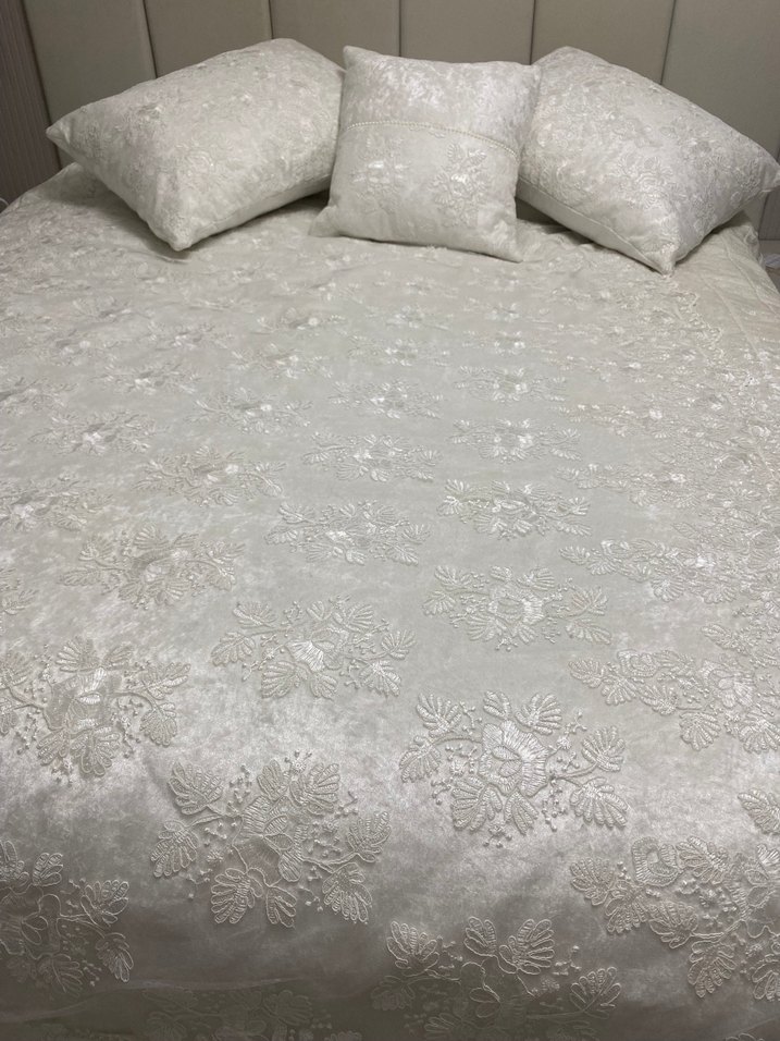 Çift kişilik yatak örtüsü takımı - Görsel 4