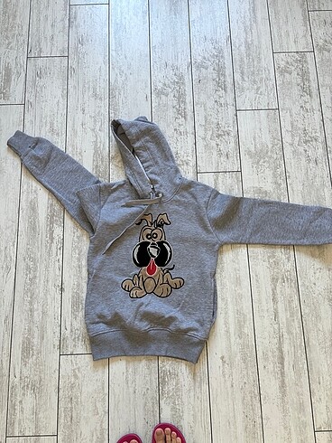 Kalın kapüşonlu cepli sweatshirt