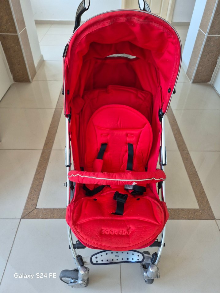 Kırmızı Baston Araba - Görsel 2