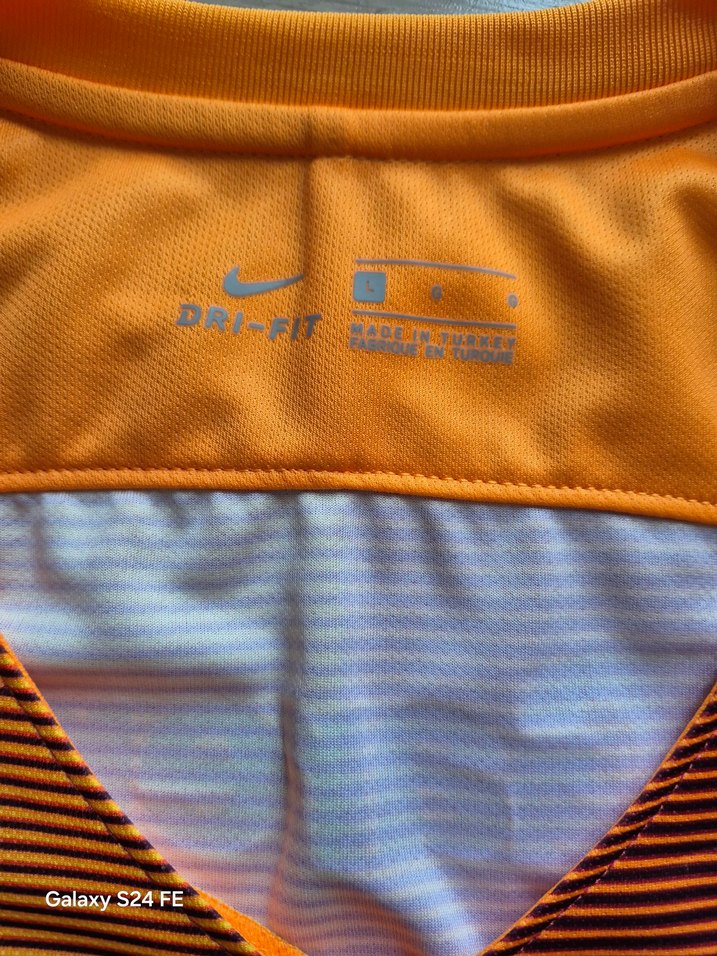 V Yaka Kısa Kollu Erkek Forma - Görsel 3